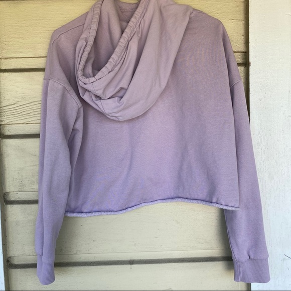 Lavender Cutoff Hoodie Sweatshirt, raw hem - Picture 4 of 4